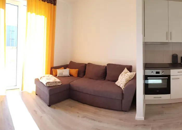 Ferienwohnung In Birkenwerder Mit Balkon
